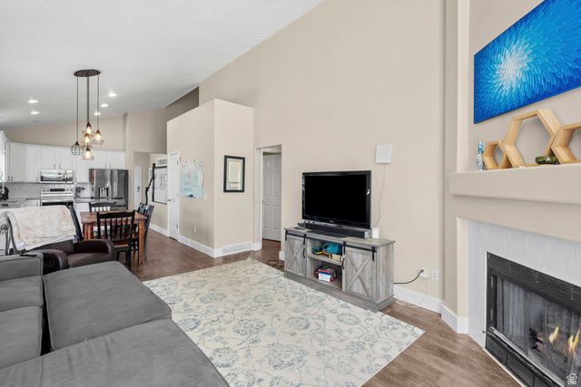 14098 S CANDY PULL DR, Draper, UT 84020