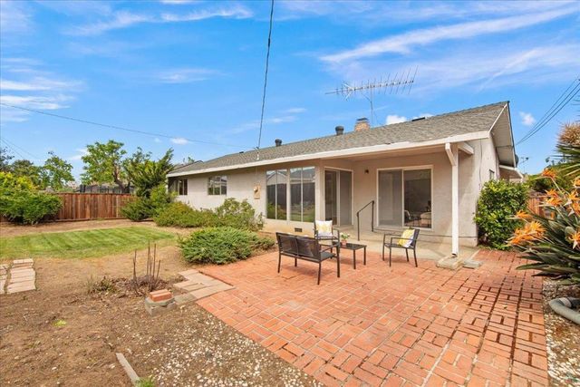 1515 Jasper Drive, Sunnyvale, CA 94087