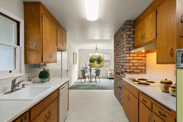 1515 Jasper Drive, Sunnyvale, CA 94087