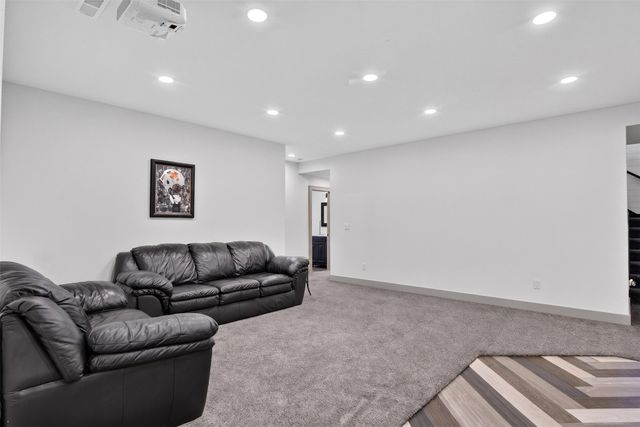 324 31st Street SE, Altoona, IA 50009