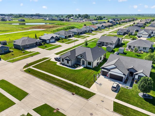 324 31st Street SE, Altoona, IA 50009