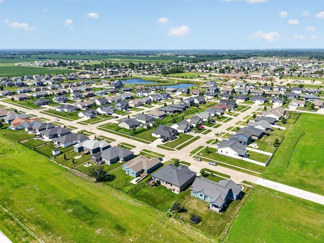 324 31st Street SE, Altoona, IA 50009
