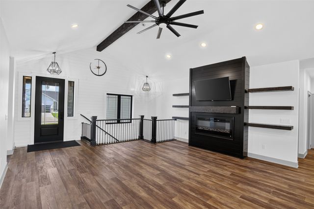 324 31st Street SE, Altoona, IA 50009