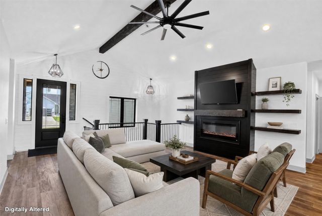 324 31st Street SE, Altoona, IA 50009