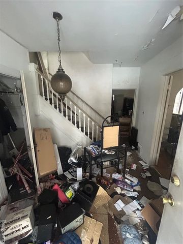 5541 Field Street, Detroit, MI 48213