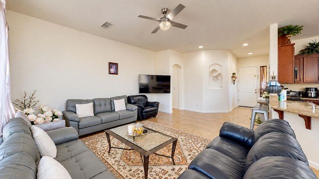 4403 Cherry Blossom Ln, Turlock, CA 95382