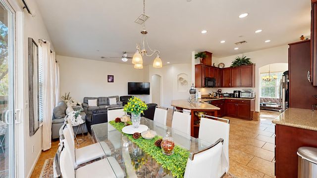 4403 Cherry Blossom Ln, Turlock, CA 95382