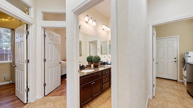 4403 Cherry Blossom Ln, Turlock, CA 95382