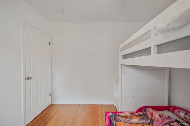 19 Goodwin Lane, Coram, NY 11727