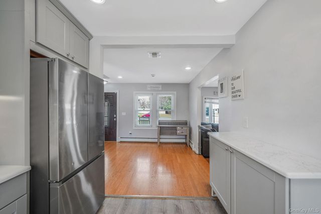 19 Goodwin Lane, Coram, NY 11727