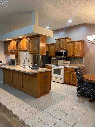 6 White Tail Way Unit C, Norwalk, OH 44857