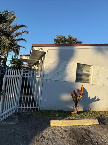 720 SW 7th St 1, Dania Beach, FL 33004