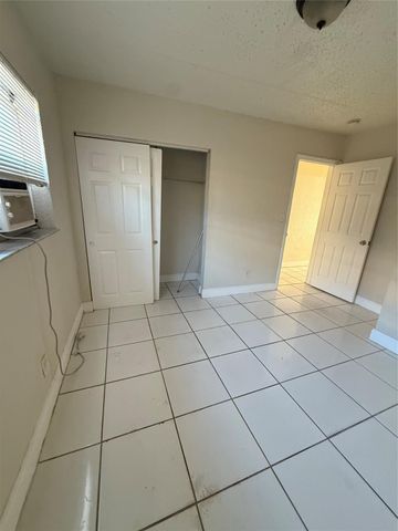 720 SW 7th St 1, Dania Beach, FL 33004