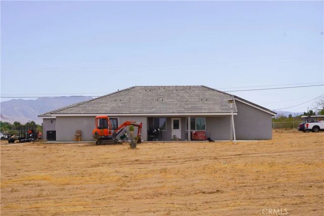 18702 Atlantic Street, Hesperia, CA 92345