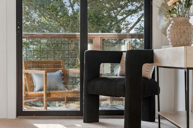 6689 6689 Exeter Dr, Oakland, CA 94611