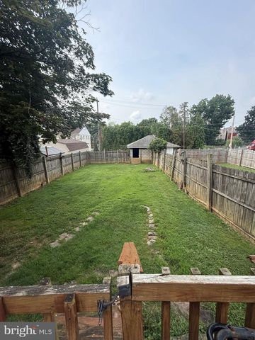 109 W COTTAGE PL, York, PA 17401