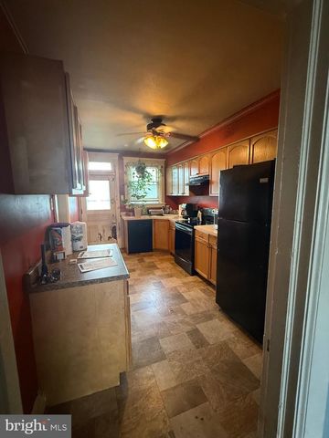 109 W COTTAGE PL, York, PA 17401