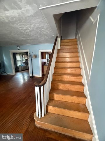 109 W COTTAGE PL, York, PA 17401