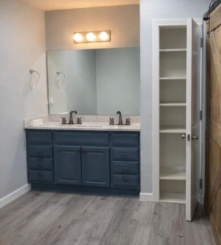 125 Bamboo Trail, Hollister, MO 65672