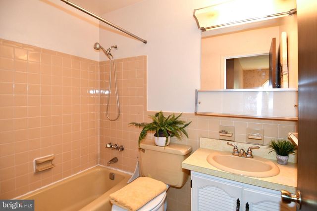1030 KINGS TREE DR, Bowie, MD 20721