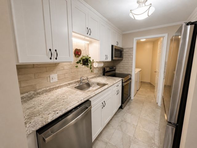 1205 Grafton Street B-23, Worcester, MA 01604