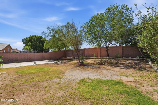 7754 W MARLETTE Avenue, Glendale, AZ 85303
