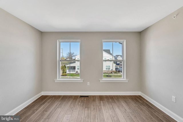 3 IRONWOOD DR, Royersford, PA 19468