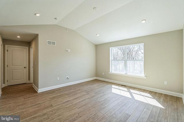 3 IRONWOOD DR, Royersford, PA 19468