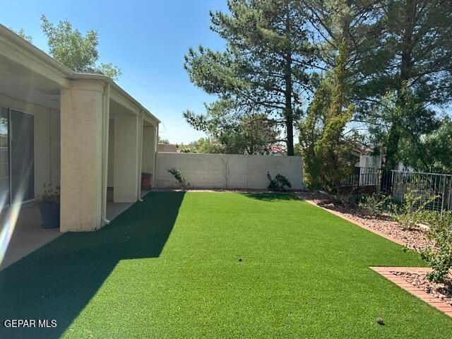 1027 LOS JARDINES Circle, El Paso, TX 79912