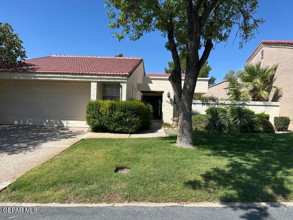 1027 LOS JARDINES Circle, El Paso, TX 79912