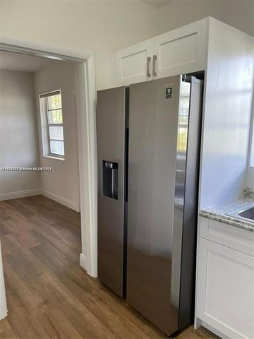 791 E 22nd St, Hialeah, FL 33013