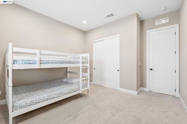 2133 Day Lily Ave, Manteca, CA 95337