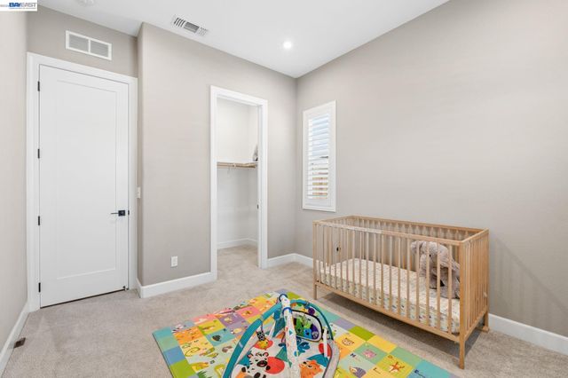 2133 Day Lily Ave, Manteca, CA 95337