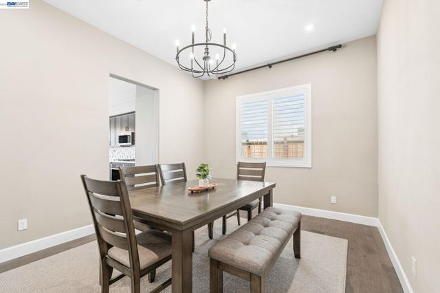 2133 Day Lily Ave, Manteca, CA 95337