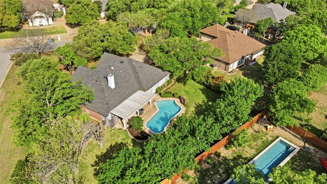 550 Peterson LN, Lakeway, TX 78734