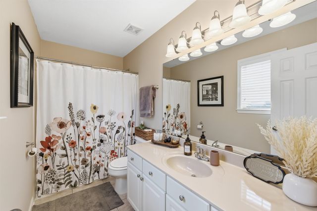 4555 DEVAN WOODS CV, Bartlett, TN 38002