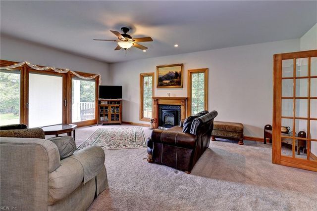 427 Weston RD, Yorktown, VA 23692