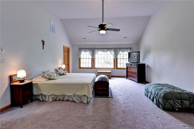 427 Weston RD, Yorktown, VA 23692