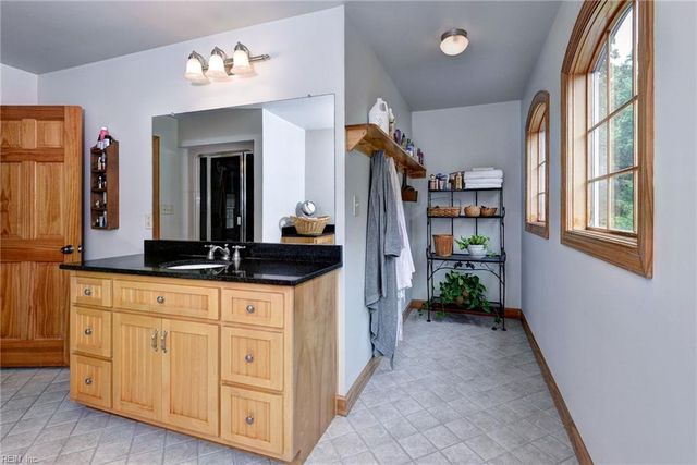 427 Weston RD, Yorktown, VA 23692