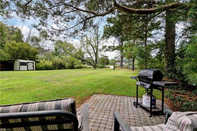 427 Weston RD, Yorktown, VA 23692