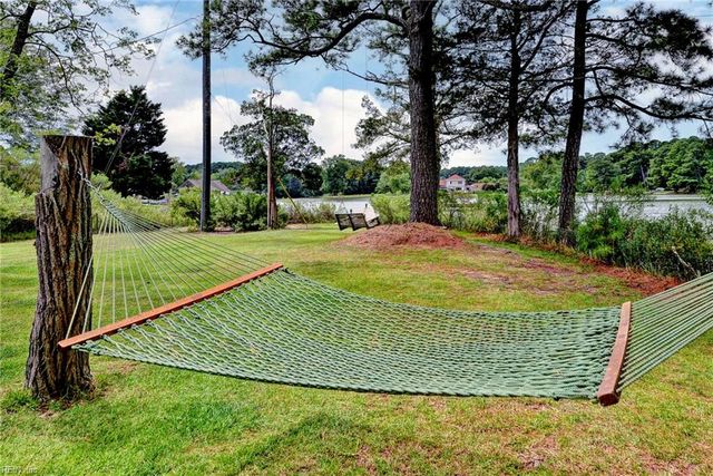 427 Weston RD, Yorktown, VA 23692