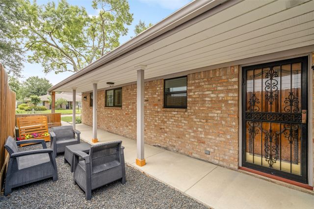 10818 Olympia Drive, Houston, TX 77042