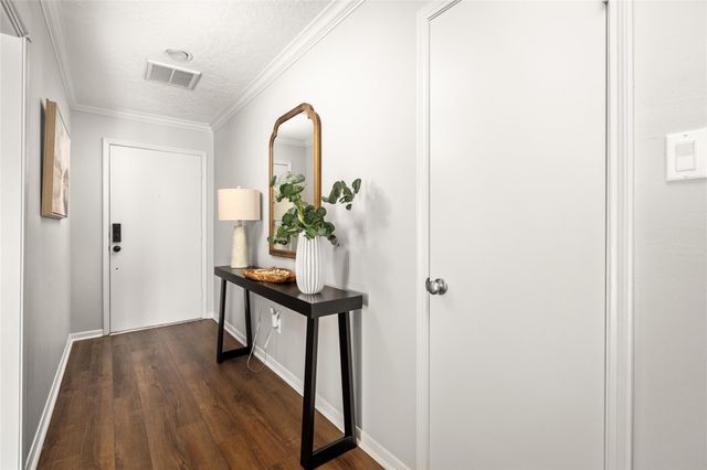 10818 Olympia Drive, Houston, TX 77042
