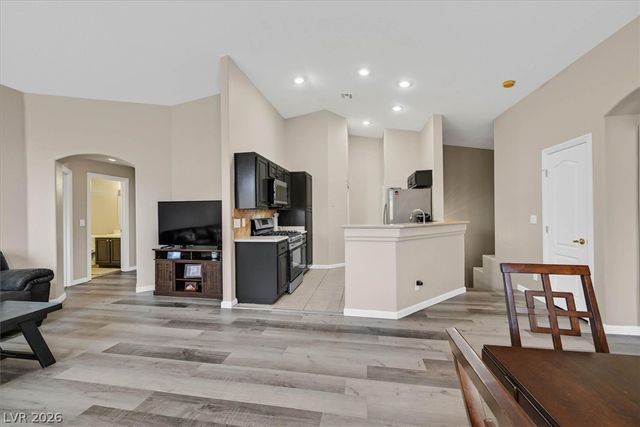 1090 Sheer Paradise Lane 101, Henderson, NV 89002