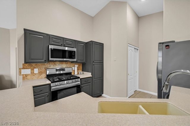 1090 Sheer Paradise Lane 101, Henderson, NV 89002