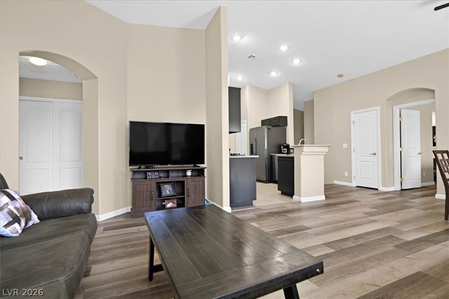 1090 Sheer Paradise Lane 101, Henderson, NV 89002