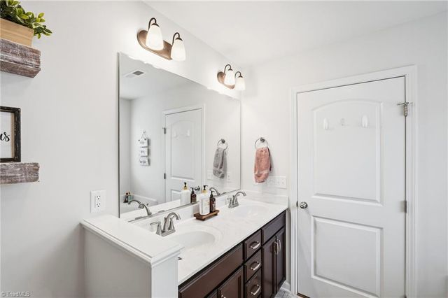 4809 Stovall Drive, Winston-salem, NC 27101