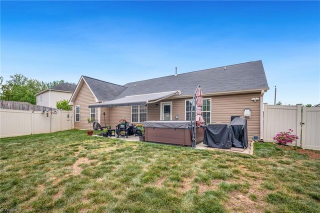 4809 Stovall Drive, Winston-salem, NC 27101