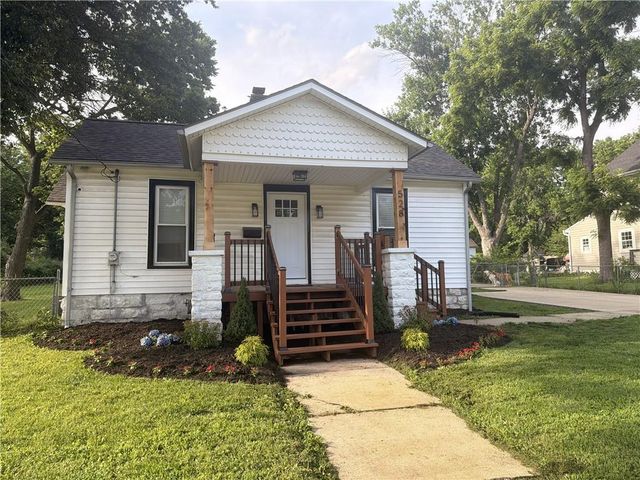 528 E Loula Street, Olathe, KS 66061