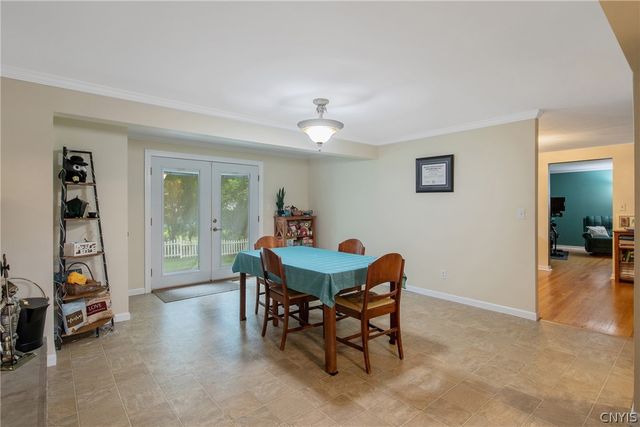 102 Croyden Lane, Dewitt, NY 13224